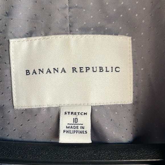 Banana Republic Women's Siena Slim Italian Wool Blazer - Picture 4 of 16